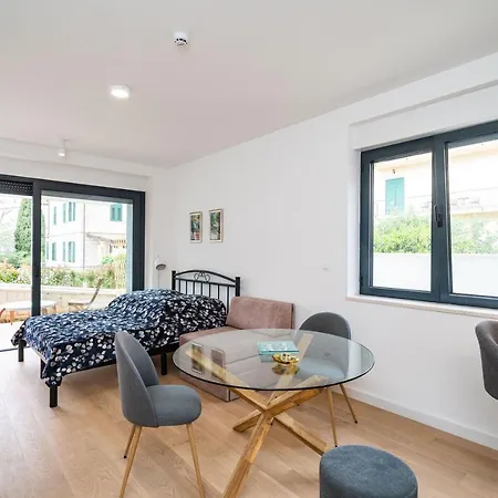 Moskar Apartment